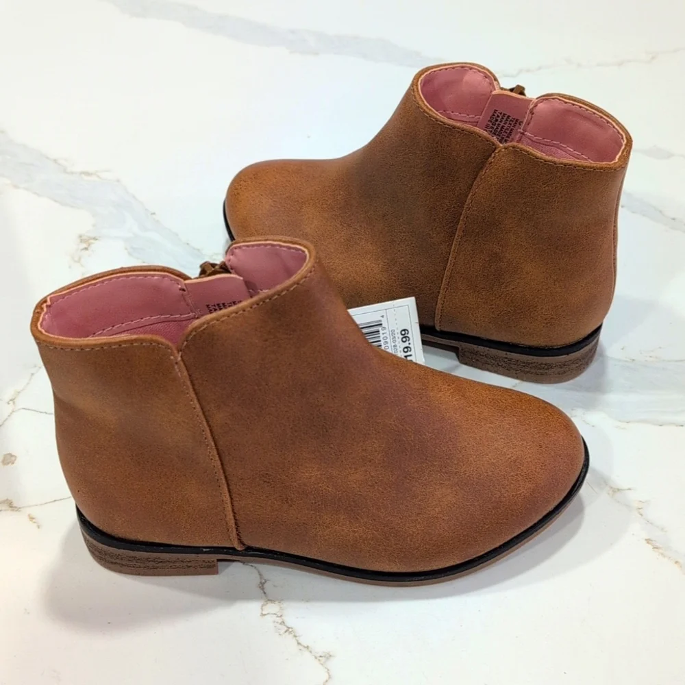 Cat & Jack Boots 9 - Picture 1 of 5